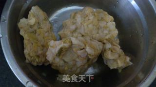 酸菜猪肉蒸饺的做法步骤：4