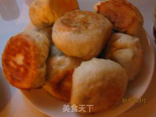韭菜肉水煎包的做法步骤：12