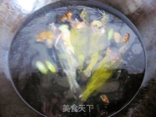 嘎牙鱼汤的做法步骤：4