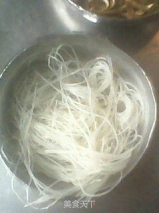 大碗豆芽菜的做法步骤：2