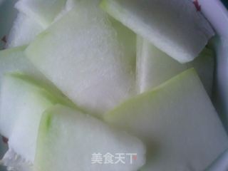 给奶奶的汤——冬瓜肉丸汤的做法步骤：2