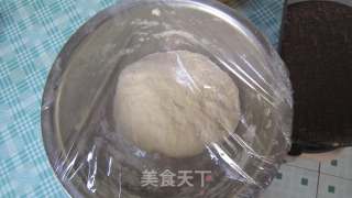 葱油饼的做法步骤：1