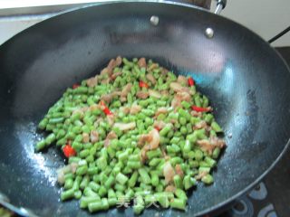 家常菜---豆角炒肉的做法步骤：5