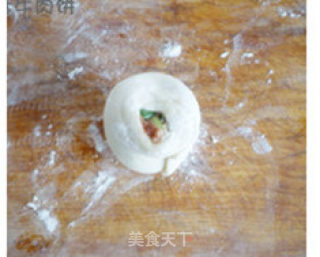 香酥牛肉饼的做法步骤：9