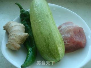 西葫芦炒肉片的做法步骤：1