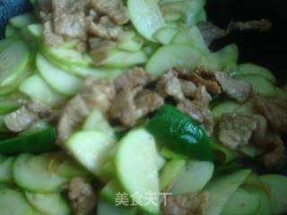 西葫芦炒肉片的做法步骤：7