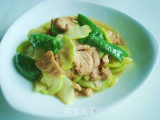 西葫芦炒肉片的做法步骤：9