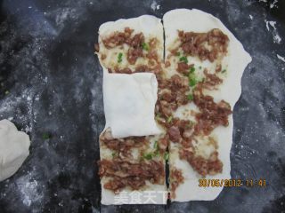 葱香肉饼的做法步骤：9