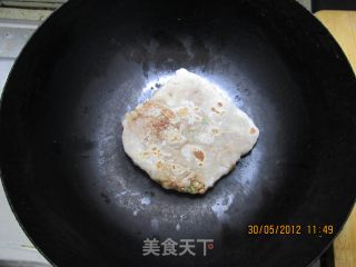 葱香肉饼的做法步骤：12