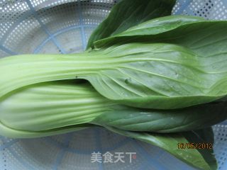 青菜虾干肉丸面的做法步骤：2