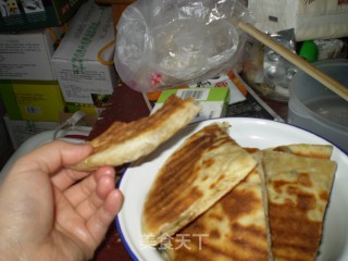 椒盐芝麻葱花饼的做法步骤：14