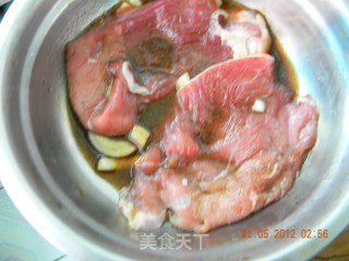 烤牛肉的做法步骤：2