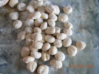 芹菜馅饺子的做法步骤：8