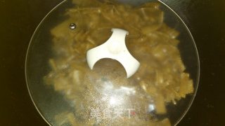 笋干焖鸭肉的做法步骤：6