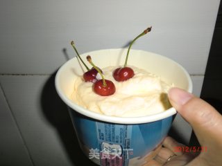 自制香草冰激凌的做法步骤：4