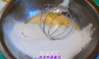 小朋友们喜欢吃的零食——旺仔小馒头的做法步骤：3