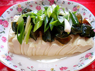 皮蛋拌豆腐——萦绕在口里那最美的味道的做法步骤：5