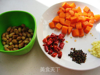 宫保土豆的做法步骤：2