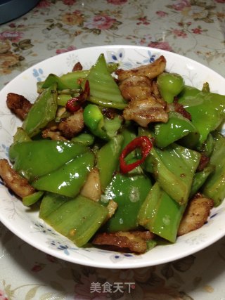 青椒炒五花肉的做法步骤：9