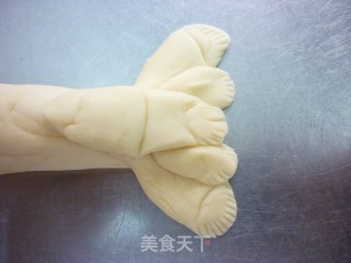 龙虾面包的做法步骤：6