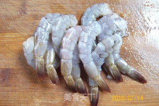 【美食之春交响曲】——绿意献鲜《豌豆玉米炒虾球》的做法步骤：1