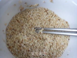 南瓜银耳芝麻粥的做法步骤：3