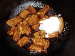糖醋排骨的做法步骤：4