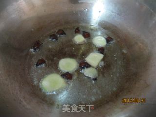 黄笋煨猪蹄的做法步骤：4