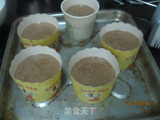 巧克力杯装蛋糕的做法步骤：7