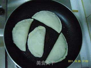 韭菜盒子的做法步骤：5