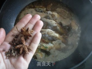 青鱼白菜豆腐锅的做法步骤：11