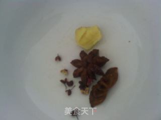 百变土豆——红烧肉的做法步骤：7