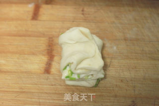 葱香花卷的做法步骤：6