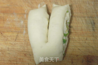 葱香花卷的做法步骤：11