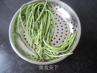 豆角焖面---简单版的做法步骤：1