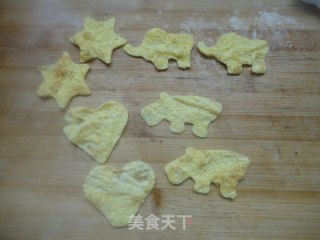 花样米饭之一   饼干磨具造型米饭的做法步骤：3