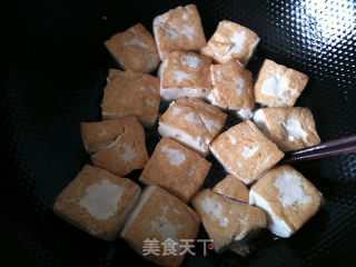 小葱煎豆腐的做法步骤：5