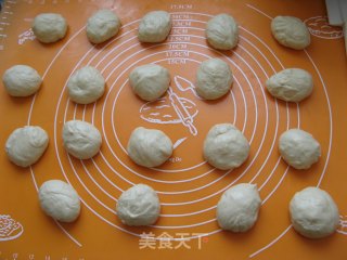 奶香浓浓的一款面包【欧蕾面包】的做法步骤：5
