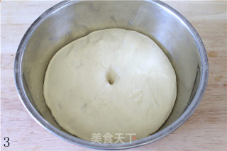 小朋友都喜欢的牛奶杏仁片排包的做法步骤：3