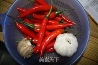剁辣椒的做法步骤：1