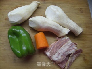 干煸培根杏鲍菇的做法步骤：1