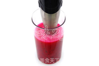 红火龙果冰棍的做法步骤：2