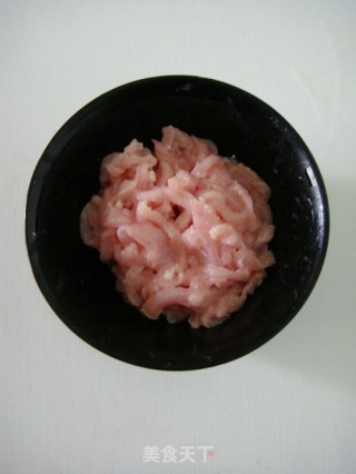 蒜薹炒肉丝的做法步骤：2
