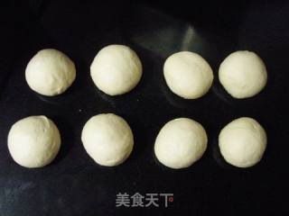 蜜豆面包的做法步骤：2