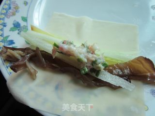 包三丝------油煎春卷的做法步骤：4