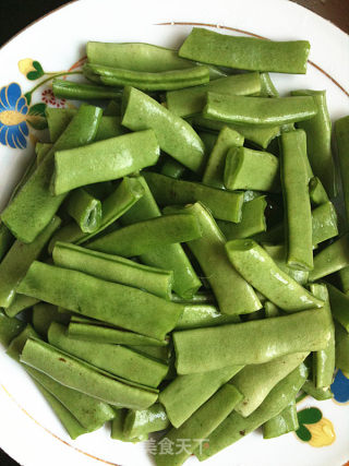 四季豆炒肉丝的做法步骤：1