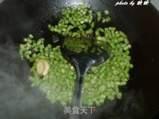 豆角包菜肉丝炒饭的做法步骤：6
