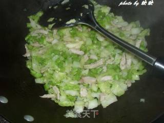 豆角包菜肉丝炒饭的做法步骤：9