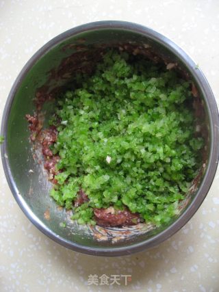 芹菜牛肉包的做法步骤：6