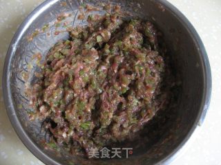 芹菜牛肉包的做法步骤：7